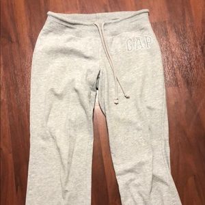 Gap small sweat pants